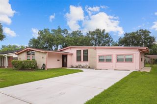 6923 Leader St Street, Houston, TX 77074