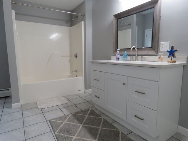26 Edward St, New Bedford, MA 02740