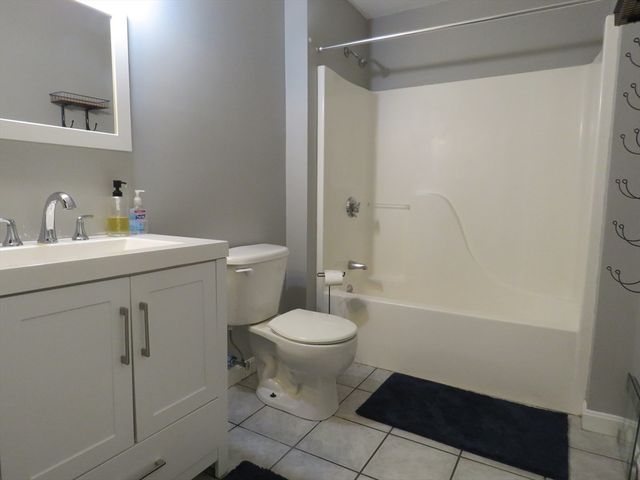 26 Edward St, New Bedford, MA 02740