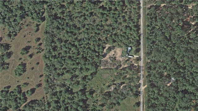 9486 Puddin Lane, Madisonville, TX 77864
