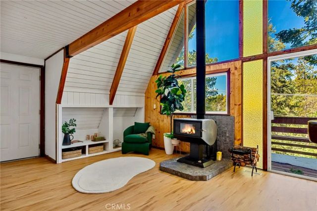 31661 Wagon Wheel, Running Springs, CA 92382