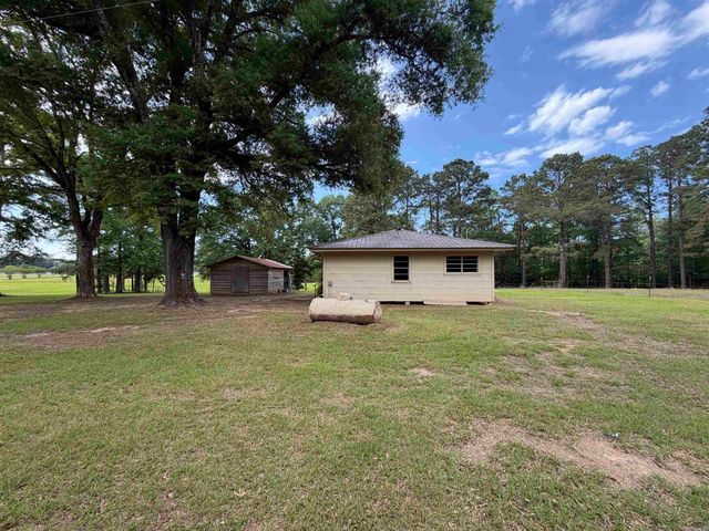 406 Bradley Road 69, Hermitage, AR 71647