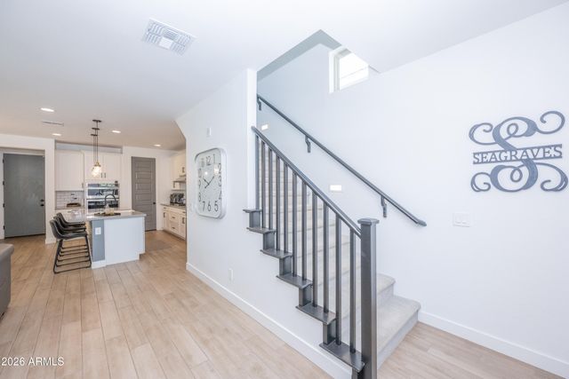 2037 W KINFIELD Trail, Phoenix, AZ 85085
