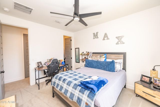 2037 W KINFIELD Trail, Phoenix, AZ 85085