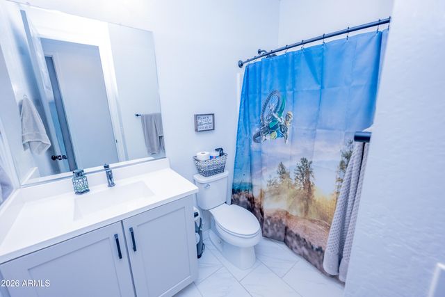 2037 W KINFIELD Trail, Phoenix, AZ 85085