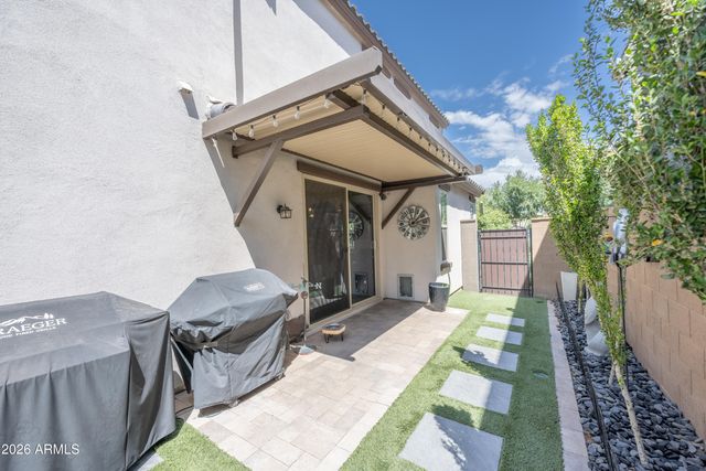 2037 W KINFIELD Trail, Phoenix, AZ 85085