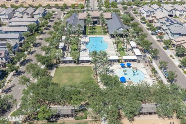 2037 W KINFIELD Trail, Phoenix, AZ 85085