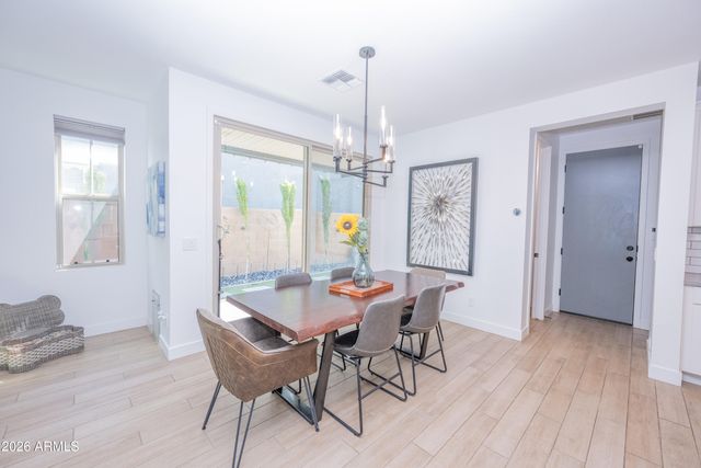 2037 W KINFIELD Trail, Phoenix, AZ 85085