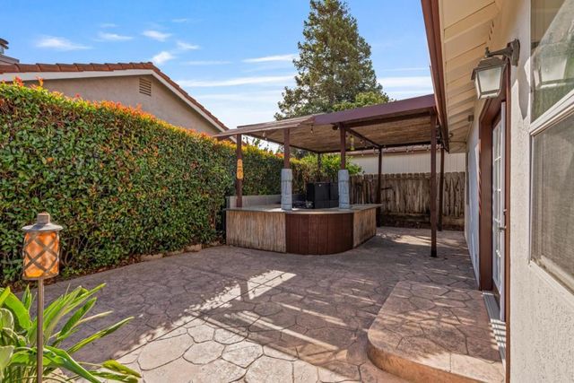 961 Alder Street, Hollister, CA 95023