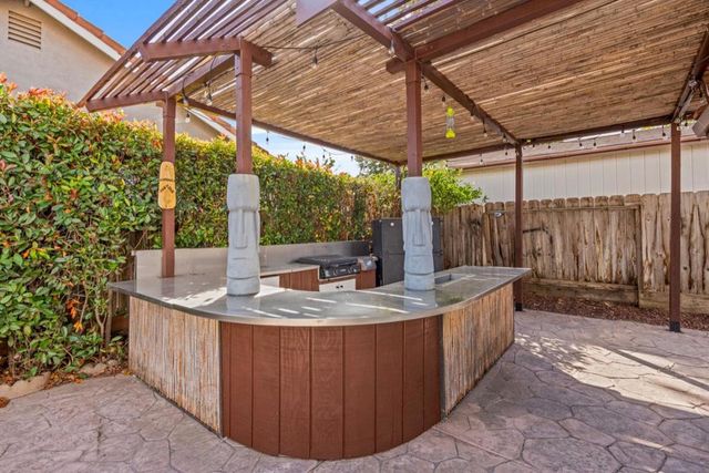 961 Alder Street, Hollister, CA 95023