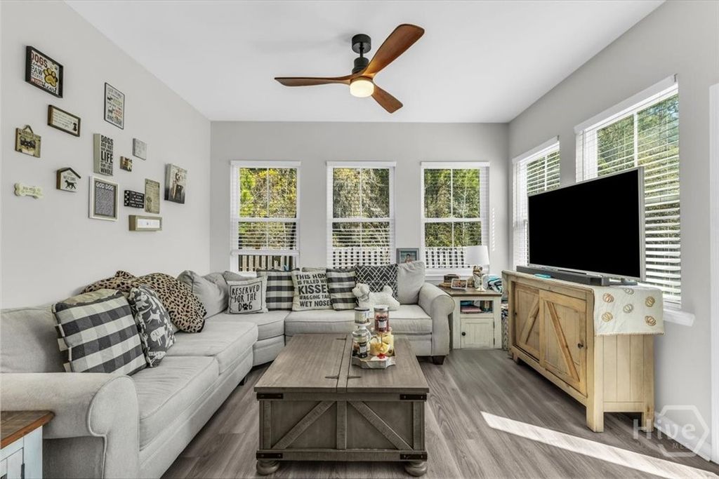 Image 16 of property listing at 399 Beecher Drive, Richmond Hill, GA 31324