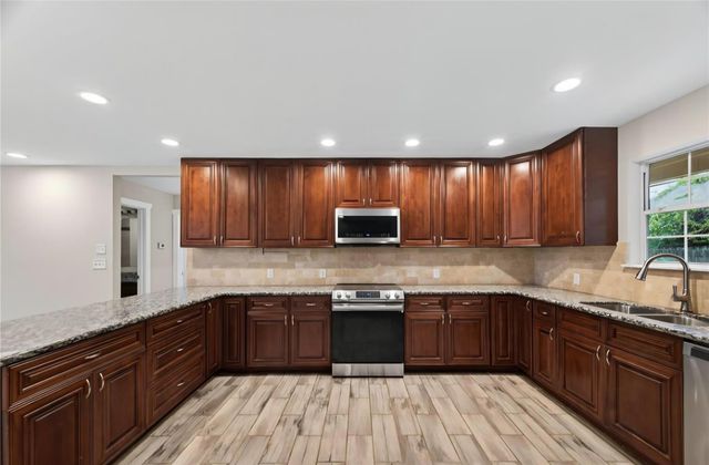 15423 S Brentwood Street, Channelview, TX 77530