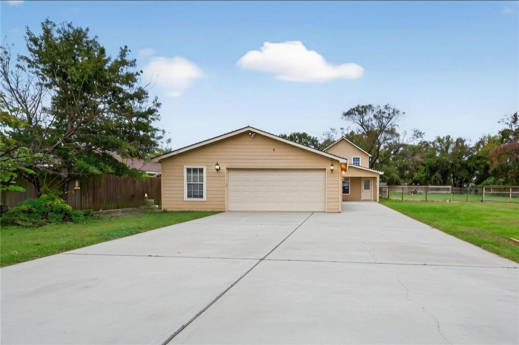 15423 S Brentwood Street, Channelview, TX 77530