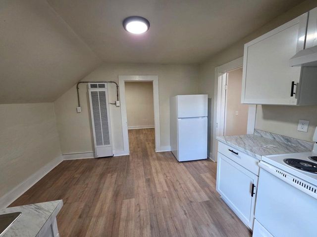 124 S LAKE STREET, Gillett, WI 54124