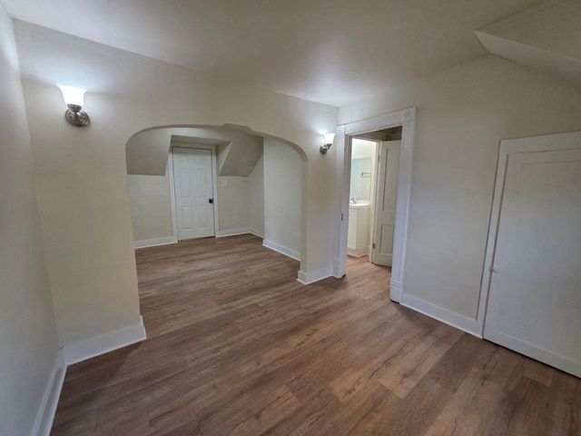 124 S LAKE STREET, Gillett, WI 54124