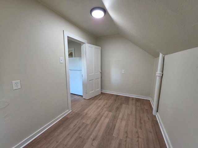 124 S LAKE STREET, Gillett, WI 54124