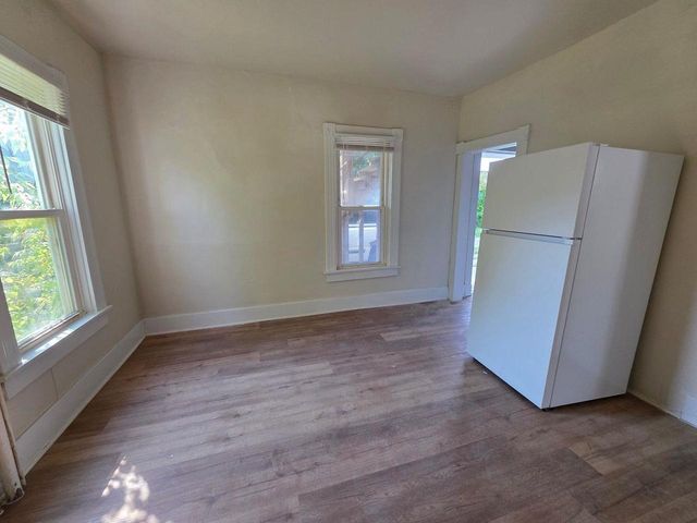 124 S LAKE STREET, Gillett, WI 54124