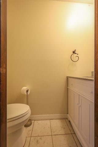 428 Michael Sears Rd., Belchertown, MA 01007