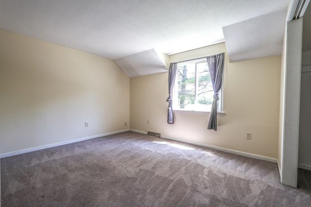 428 Michael Sears Rd., Belchertown, MA 01007