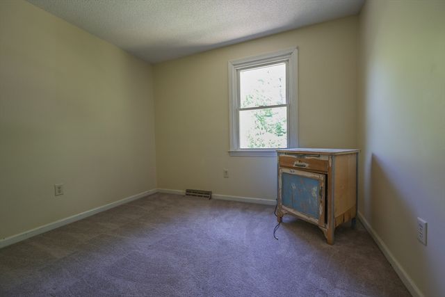 428 Michael Sears Rd., Belchertown, MA 01007