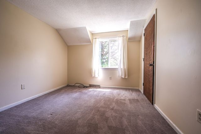 428 Michael Sears Rd., Belchertown, MA 01007
