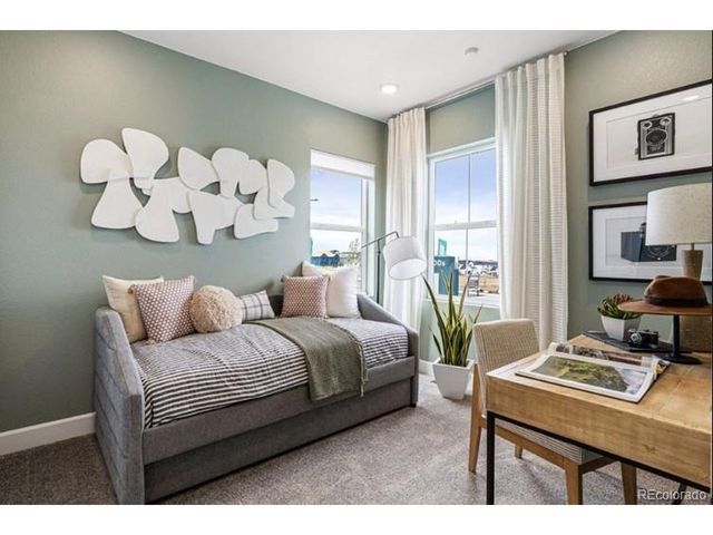 28425 E 4th Ave, Watkins, CO 80137