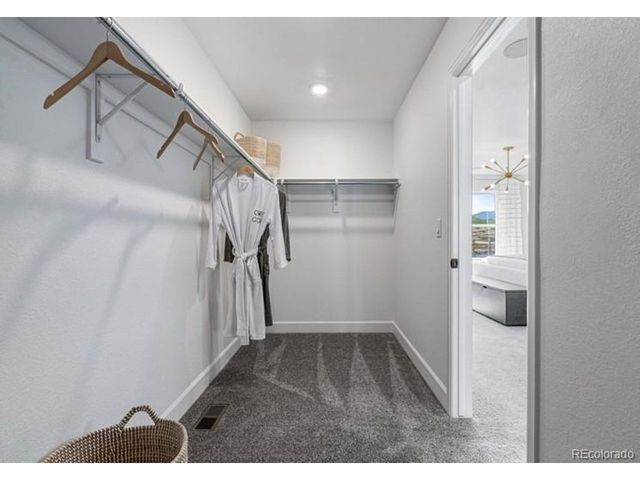 28425 E 4th Ave, Watkins, CO 80137