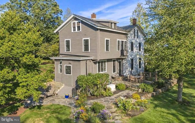 3307 WINDY BUSH RD, New Hope, PA 18938