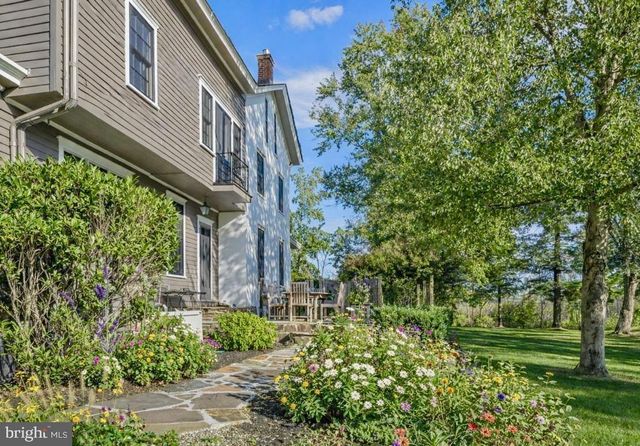 3307 WINDY BUSH RD, New Hope, PA 18938