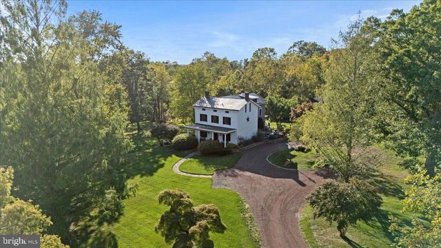 3307 WINDY BUSH RD, New Hope, PA 18938