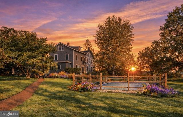 3307 WINDY BUSH RD, New Hope, PA 18938