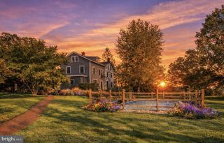 3307 WINDY BUSH RD, New Hope, PA 18938