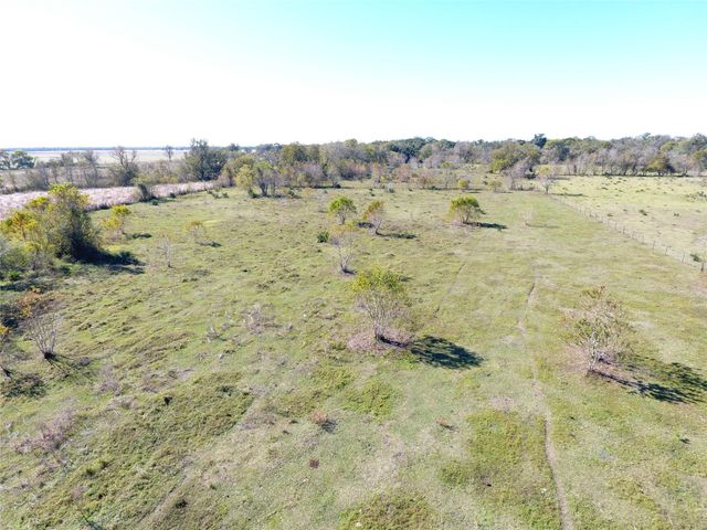 311 County Road 488, Sweeny, TX 77480