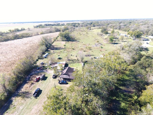 311 County Road 488, Sweeny, TX 77480