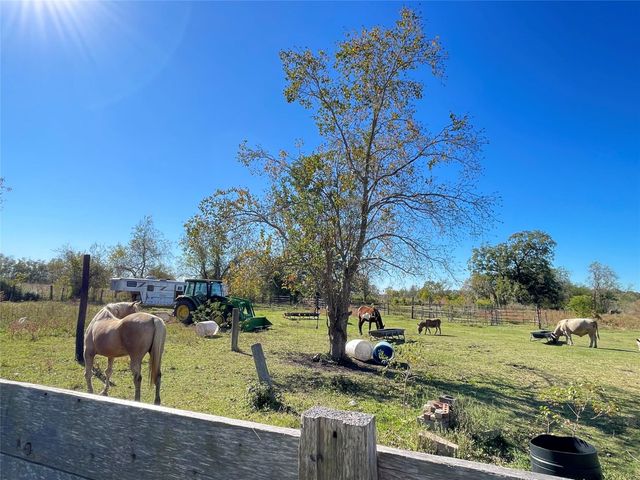 311 County Road 488, Sweeny, TX 77480