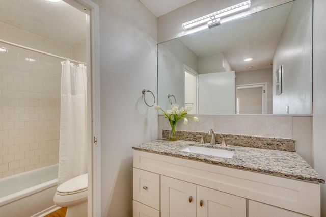 474 Broadway 46, Somerville, MA 02145