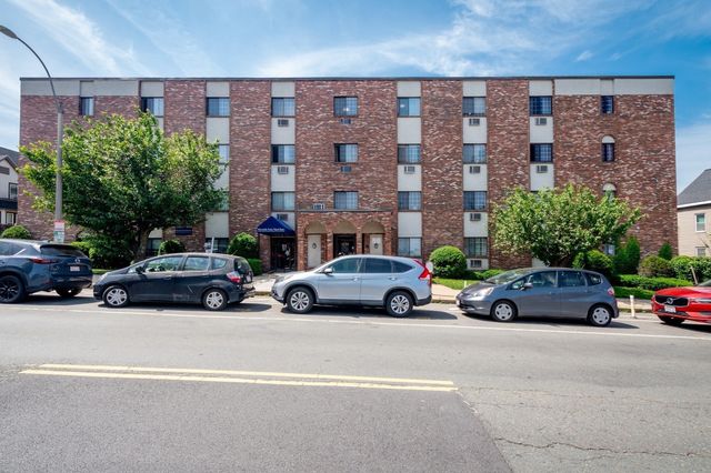 474 Broadway 46, Somerville, MA 02145