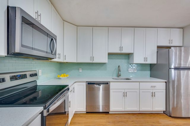 474 Broadway 46, Somerville, MA 02145