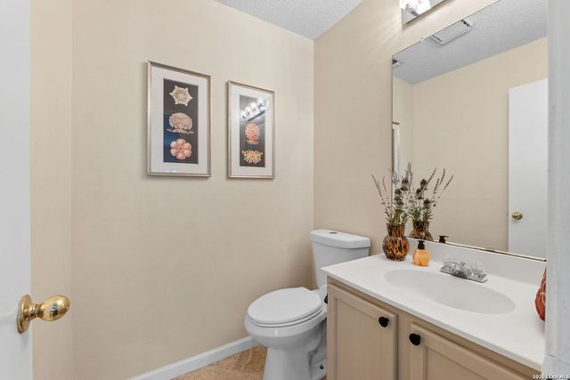 1411 Flower Brook, San Antonio, TX 78232