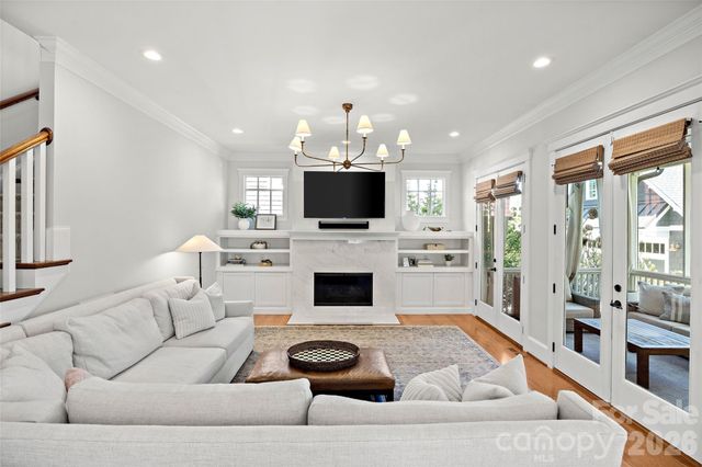 228 Wendover Hill Court, Charlotte, NC 28211