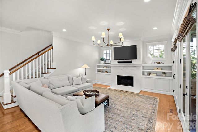 228 Wendover Hill Court, Charlotte, NC 28211