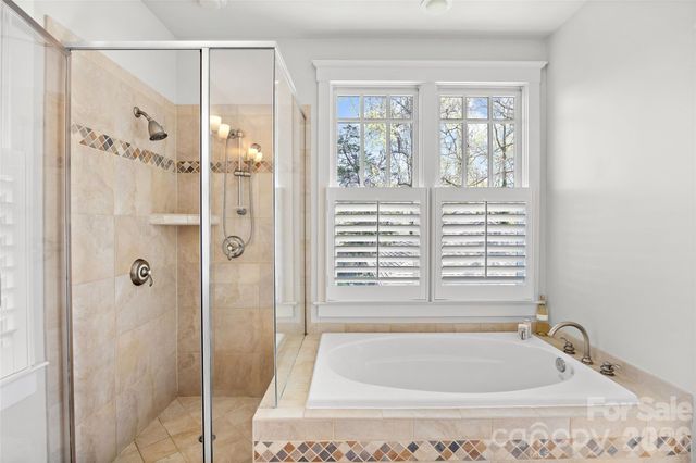 228 Wendover Hill Court, Charlotte, NC 28211