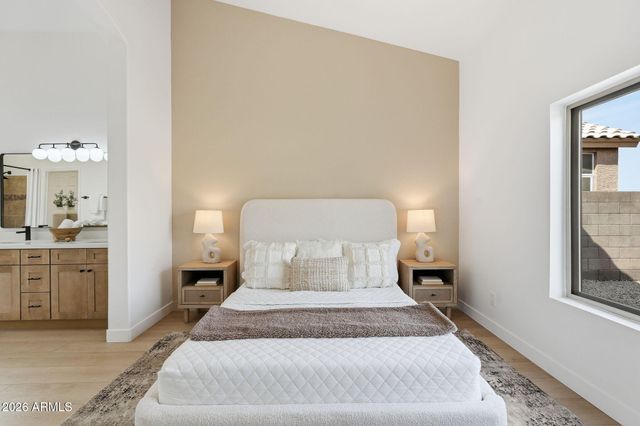 15221 S 47TH Way, Phoenix, AZ 85044