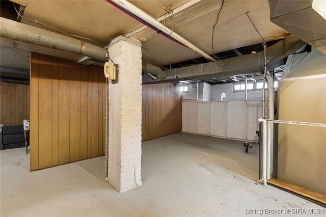 1513 Spring Street, Jeffersonville, IN 47130