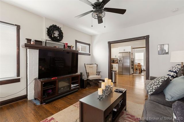 1513 Spring Street, Jeffersonville, IN 47130