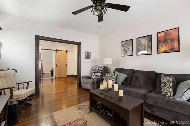 1513 Spring Street, Jeffersonville, IN 47130