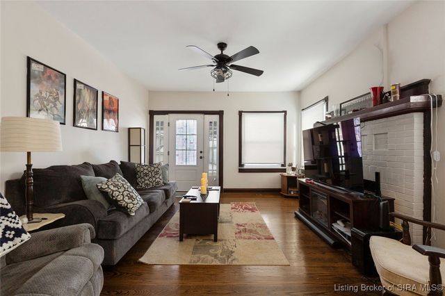 1513 Spring Street, Jeffersonville, IN 47130