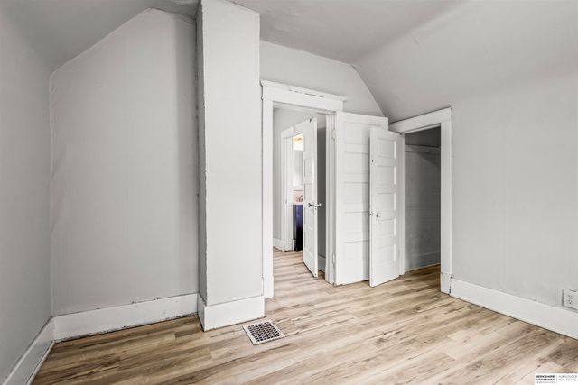 4215 Camden Avenue, Omaha, NE 68111