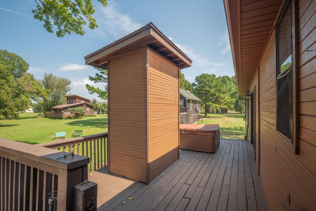 719 Easy Street, Noel, MO 64854