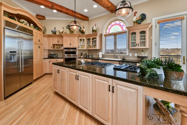 3935 E Eaglescliffe Drive, Springfield, MO 65809